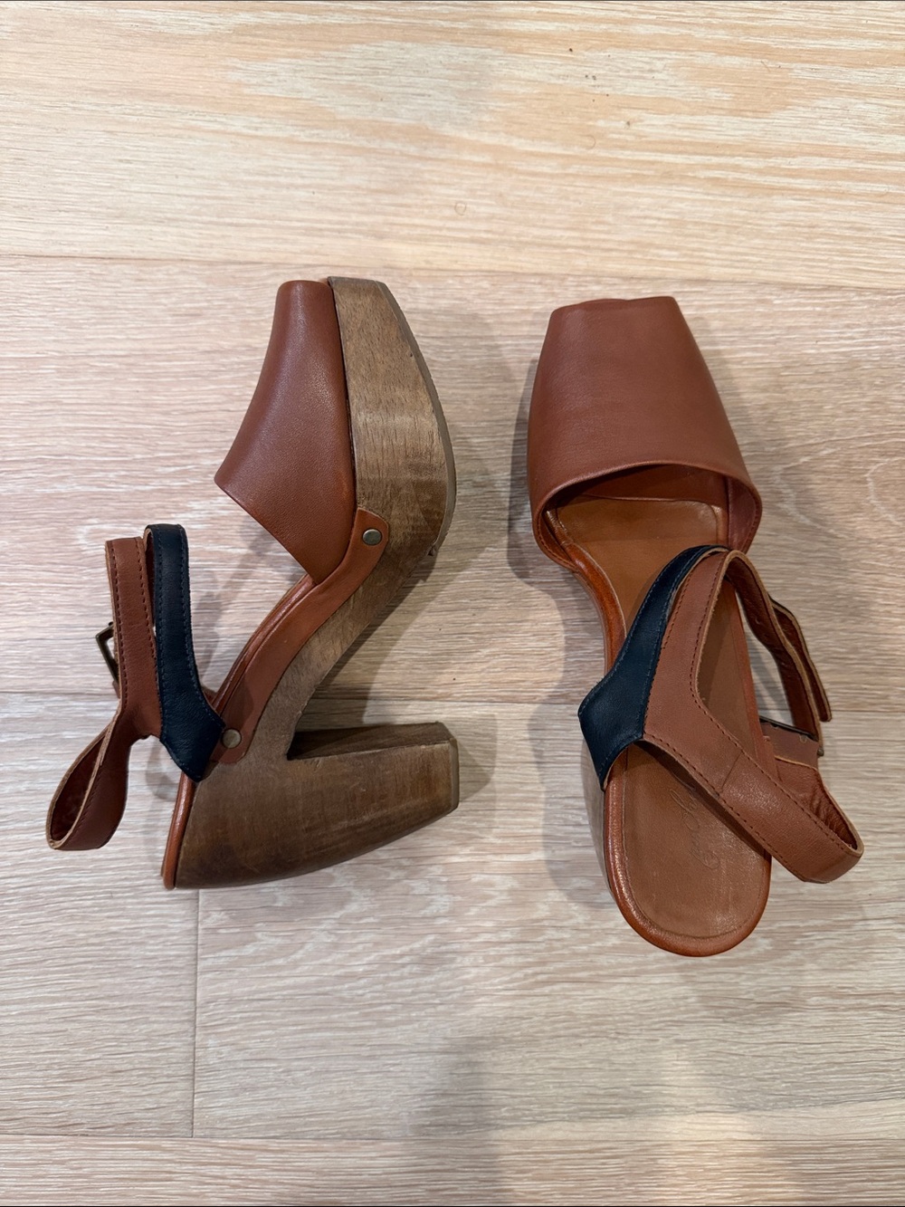 Rachel Comey Brown Leather Platform Sandals with Black Strap